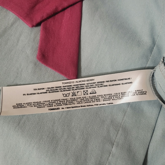 TOMMAZO Womens Artsy Boho Designer Dress L - Bell Sleeve- Shift Mid - Raspberry - Picture 6 of 8